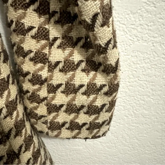 Charles Gray Classic Brown and Cream Coat with Houndstooth Pattern. Size… - Picture 12 of 17